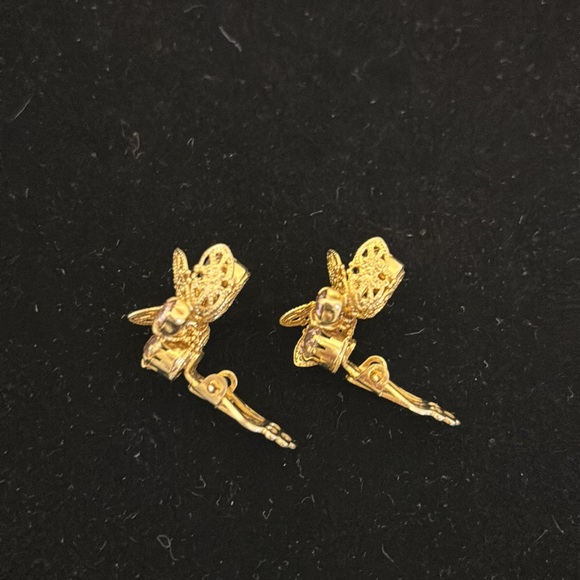 Gold Tone Floral Brooch Clip Earrings Set Rhinestone Filigree VTG Demi-Parure - Picture 11 of 12